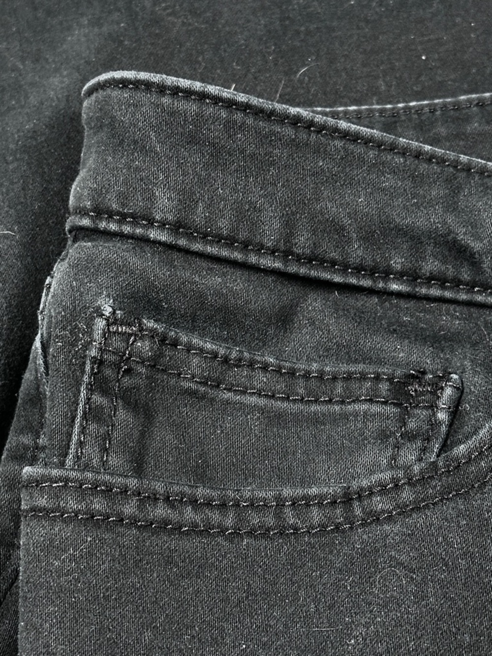 Gap black nice weight stretchy capris, mom core, Summer size 16R - Picture 3 of 6